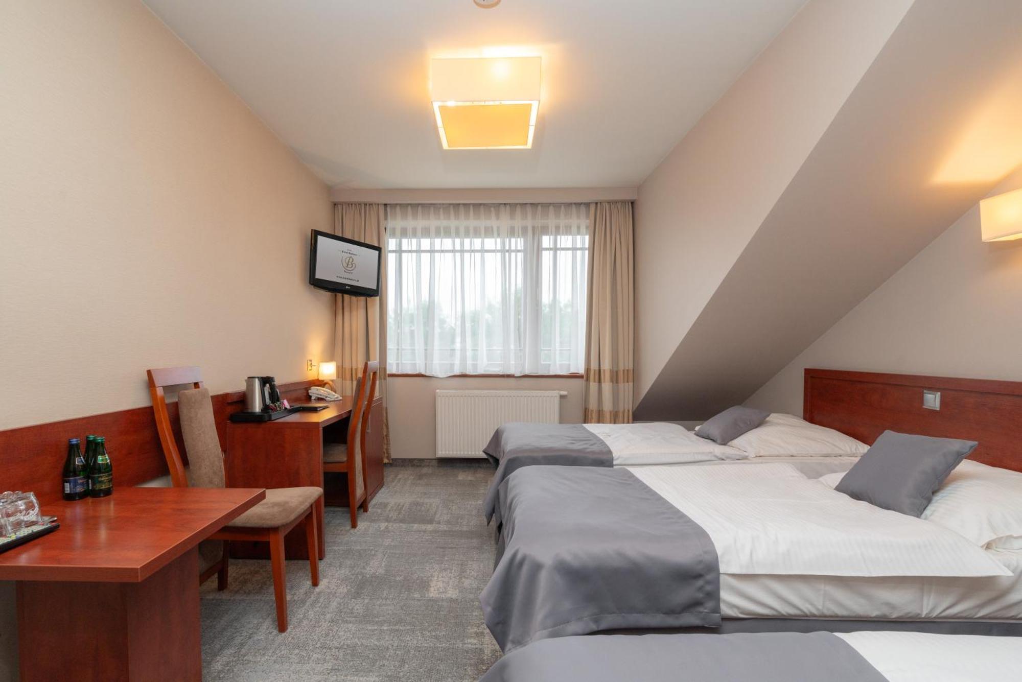 Hotel Badura Wadowice Exterior photo