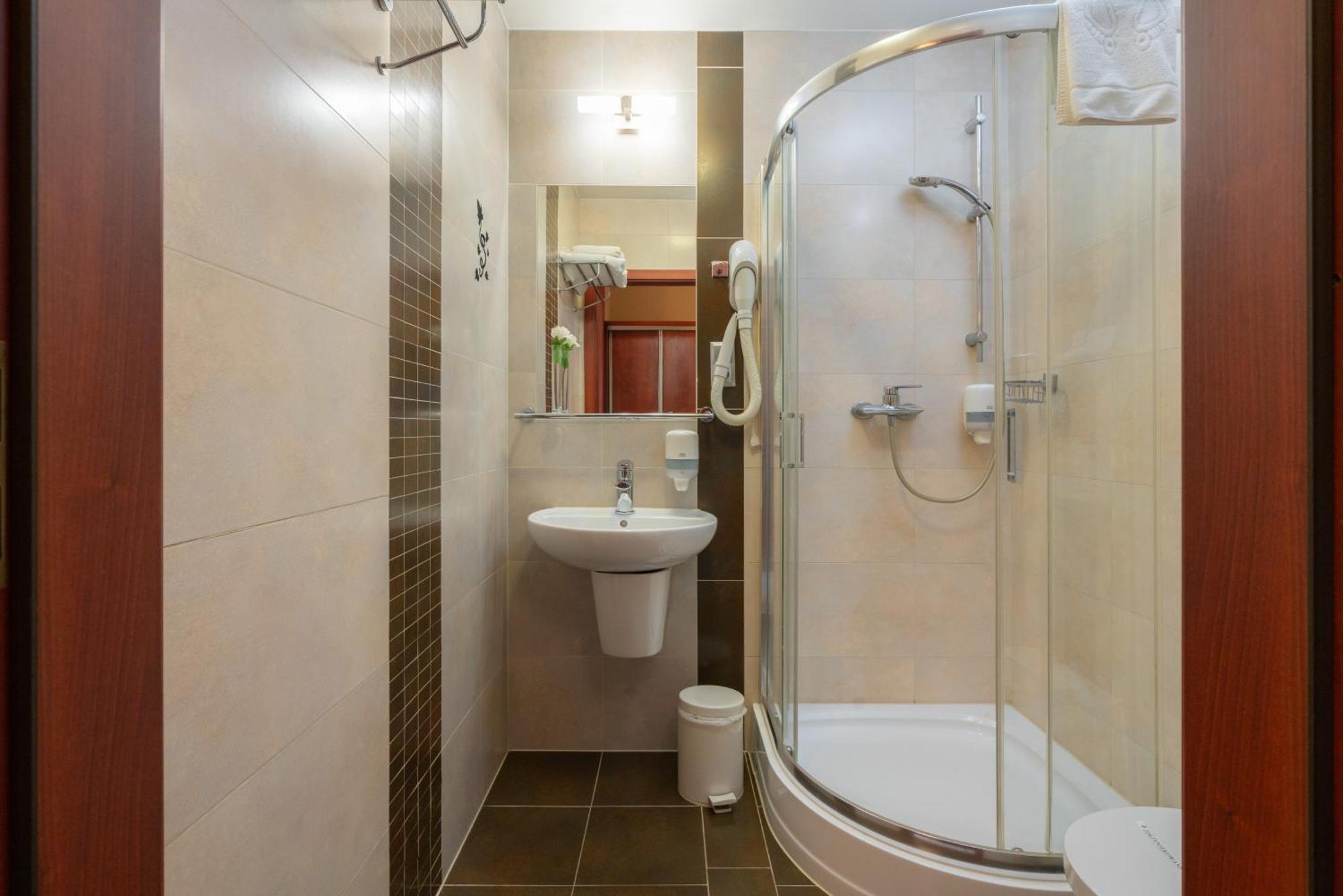 Hotel Badura Wadowice Exterior photo